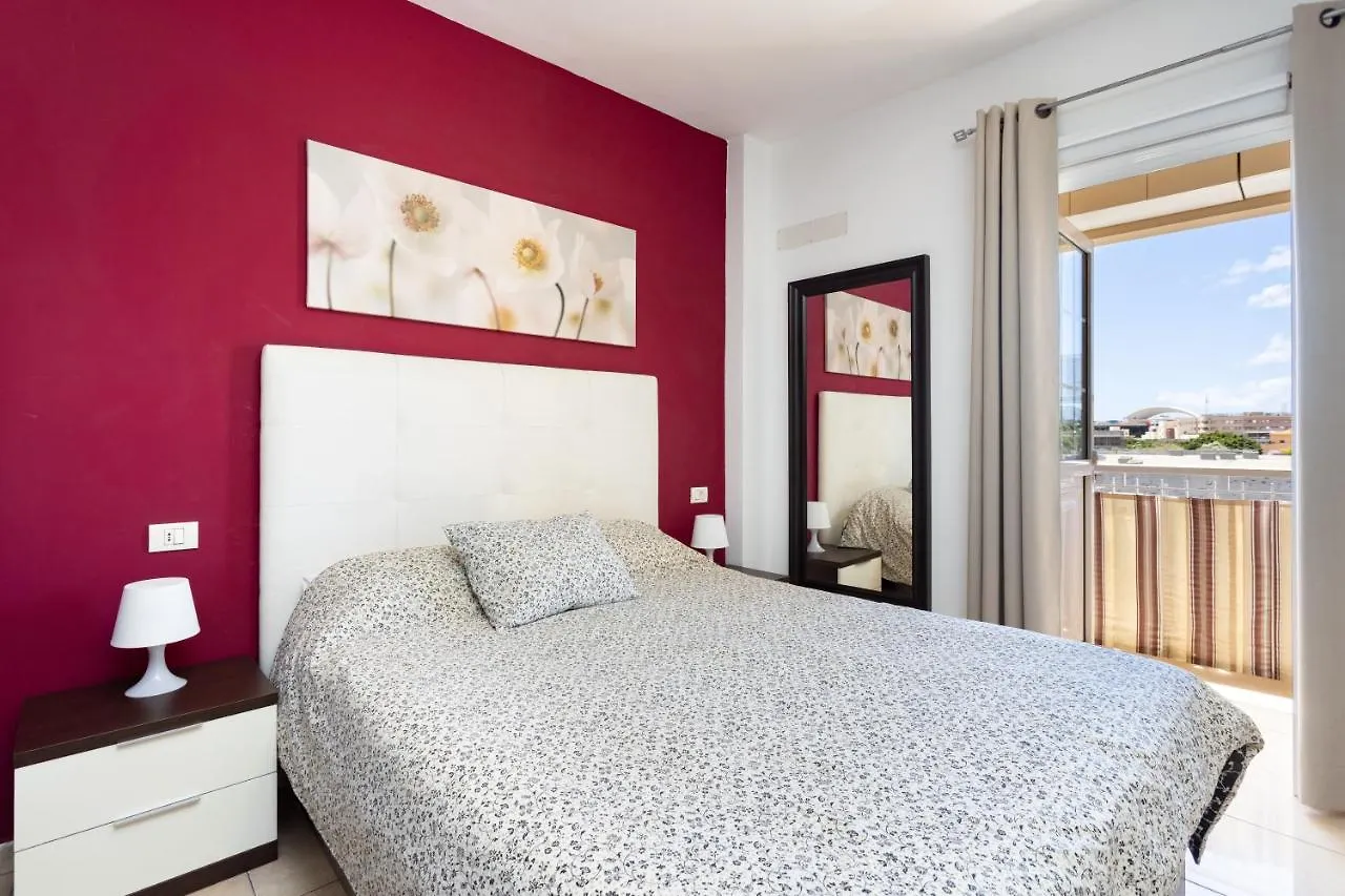 Apartamento Home2Book Charming Santa Cruz Urban Center, Terrace España